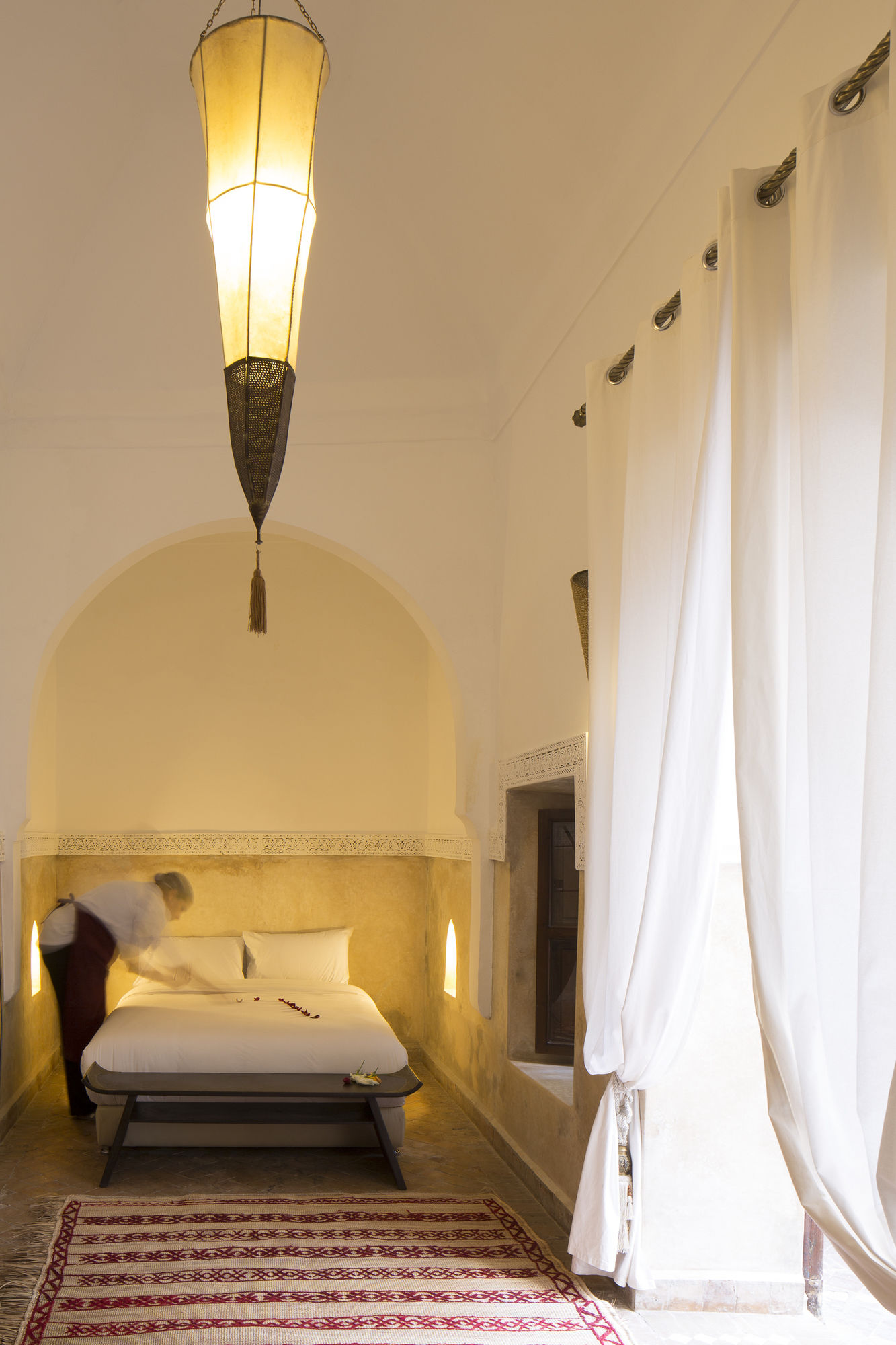 Фото Riad Assala