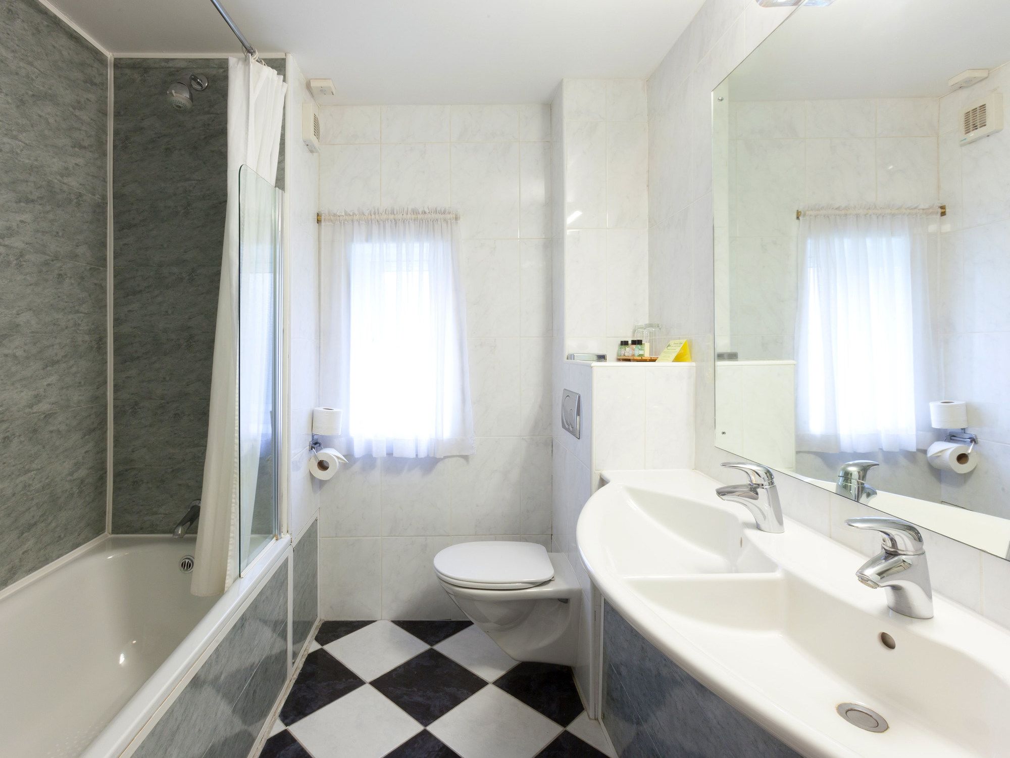 Фото The Riverside