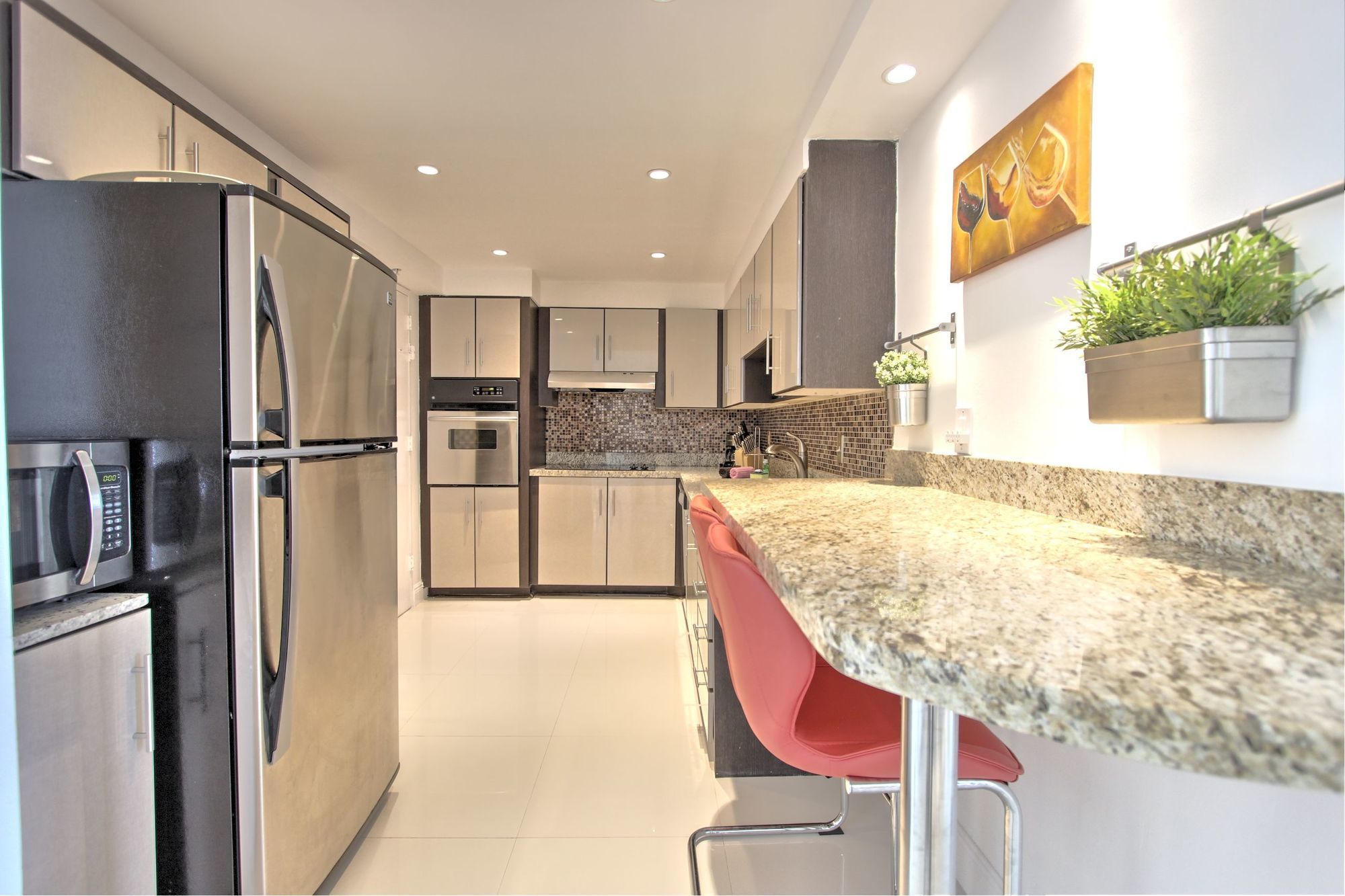 Фото Hollywood Condos