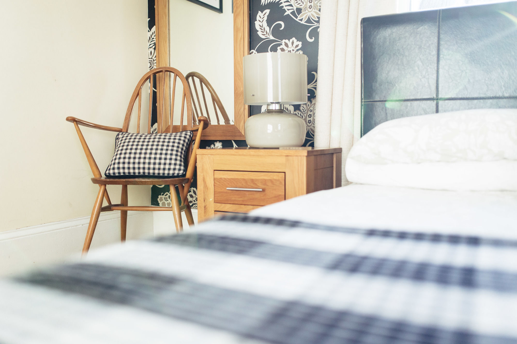 Фото The Caledon