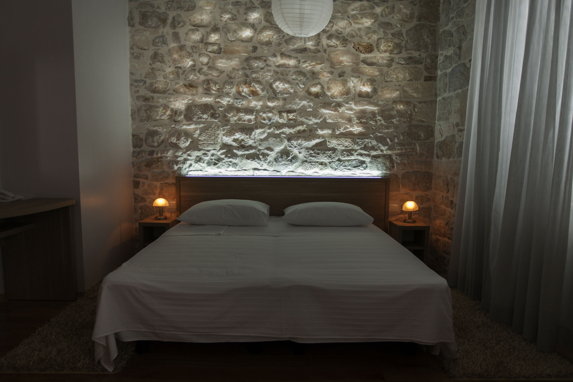 Фото Tifani Luxury Rooms 2