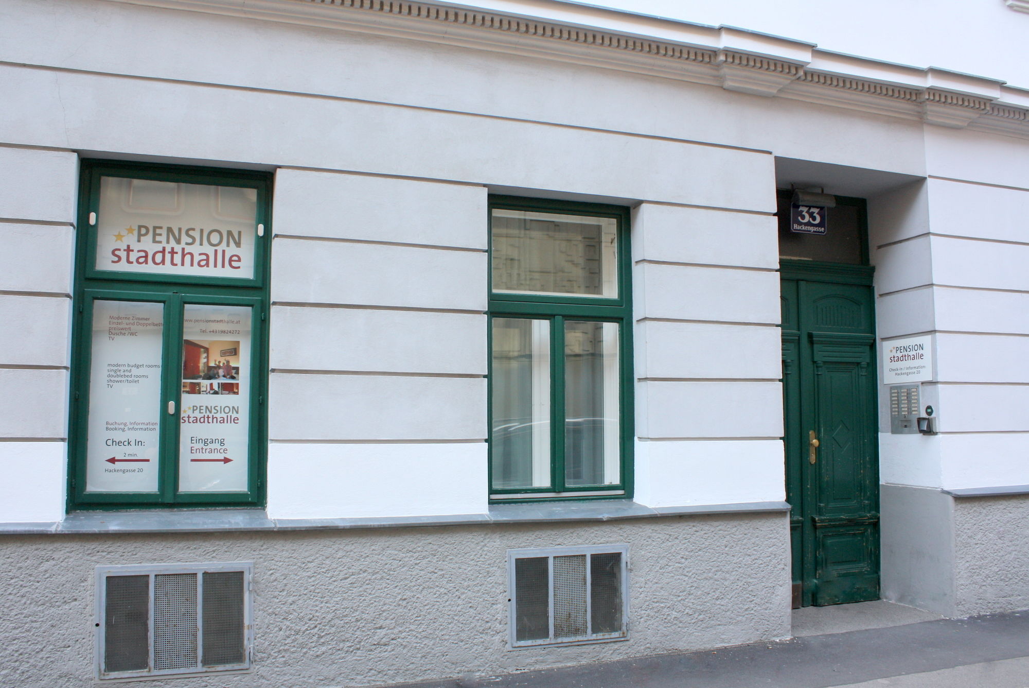 Фото Pension Stadthalle