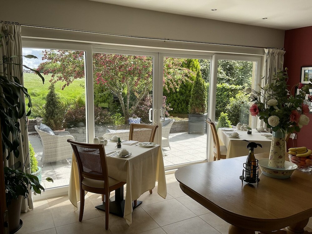 Фото Crowfield House