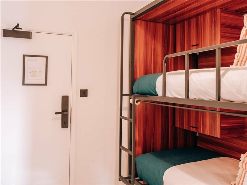 Фото Selina Margate