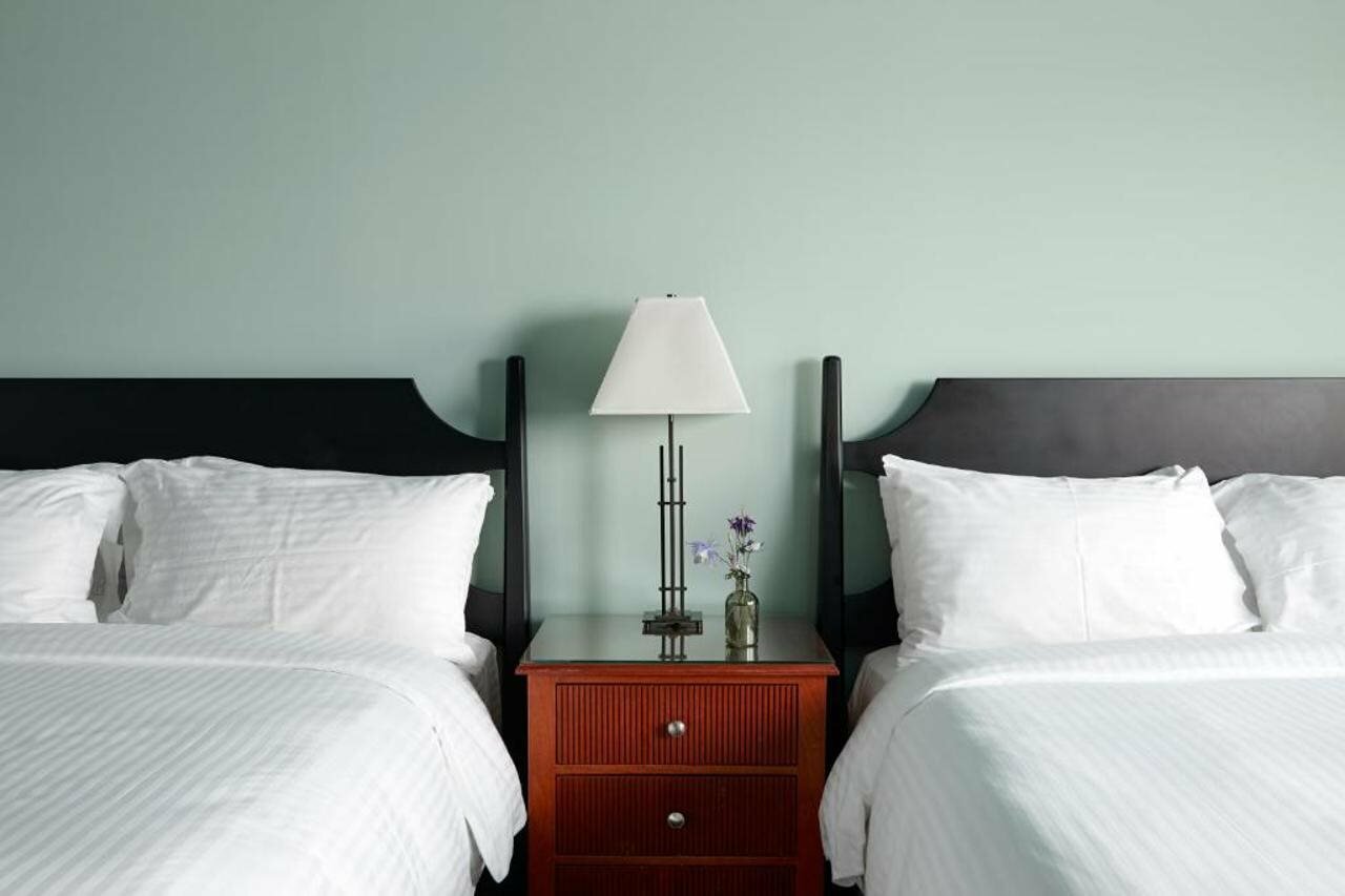 Фото The Harbor Front Inn