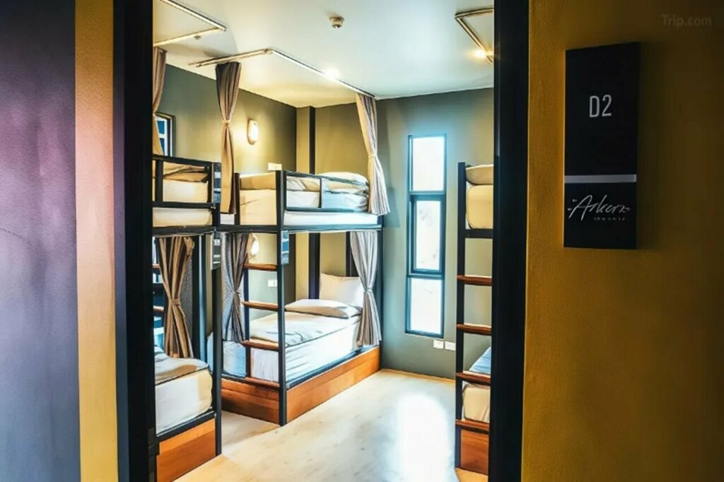 Hostel The Arbern Hostel X Bistro, Phuket, photo