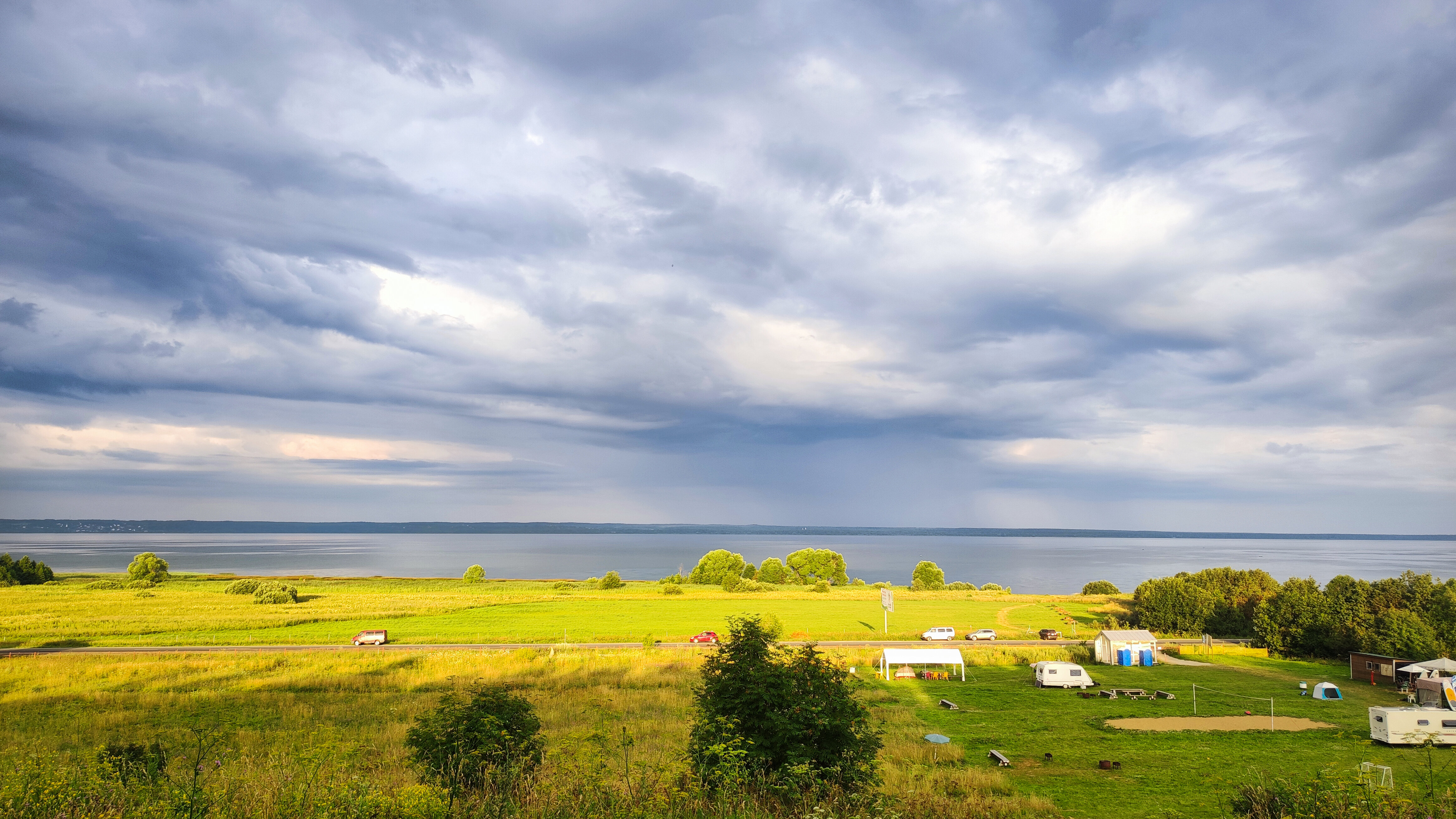 Фото Friends & Family