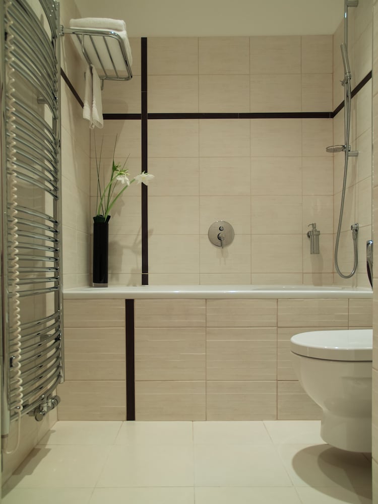 Фото Design Merrion Hotel