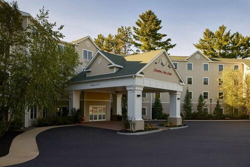 Внешний вид отеля Hampton Inn & Suites North Conway в Конуэйе, фото 1