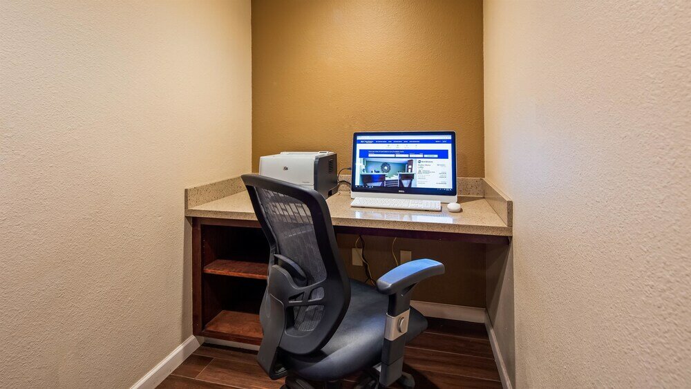 Фото Best Western Skyline Motor Lodge