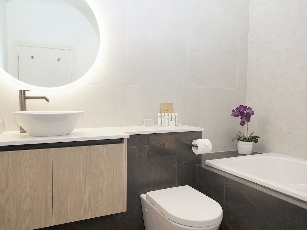 Фото Adina CityLife Auckland