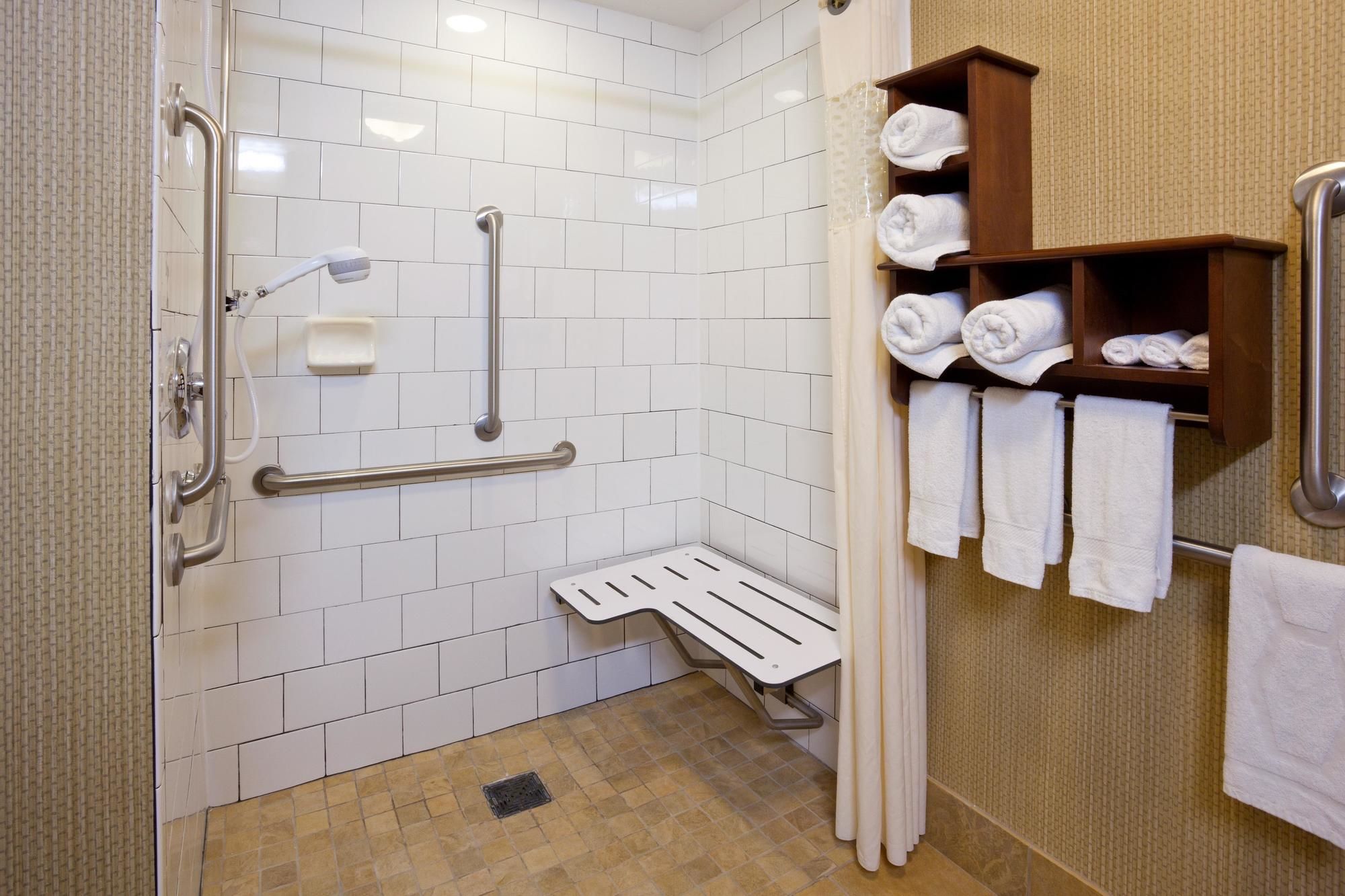 Фото Hampton Inn Duluth Canal Park