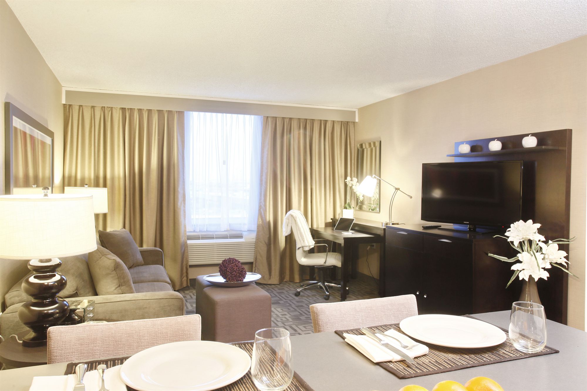 Фото Pomeroy Hotel & Conference Centre Grande Prairie