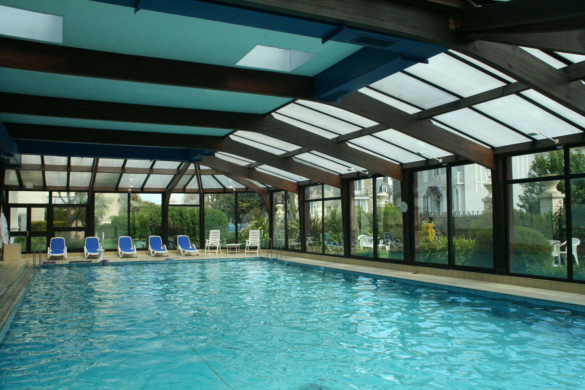 Фото Grand Hôtel Des Thermes