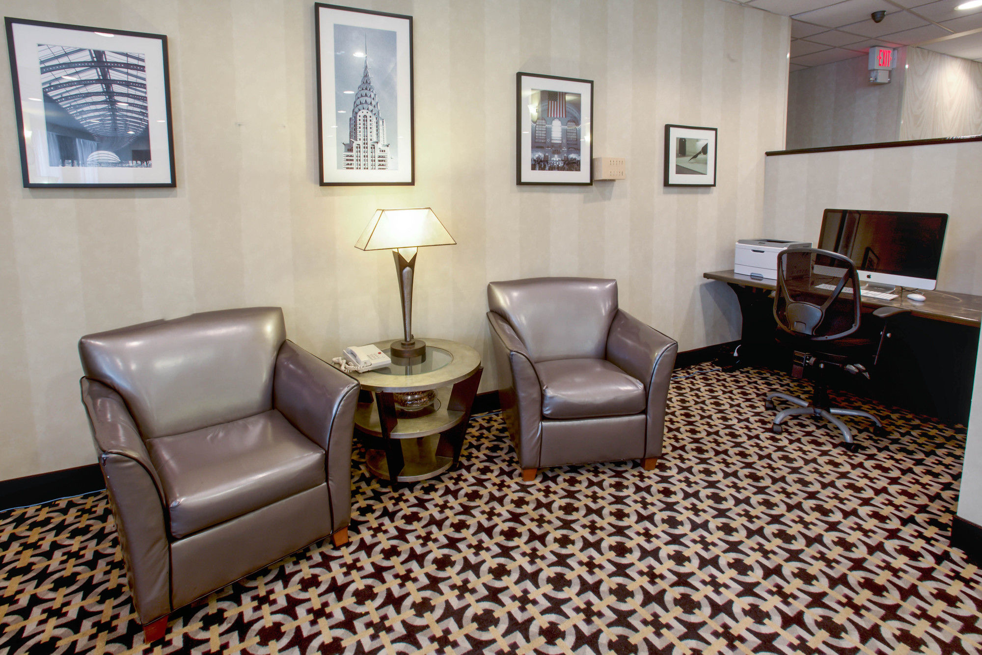 Фото Best Western Paramus Hotel & Suites