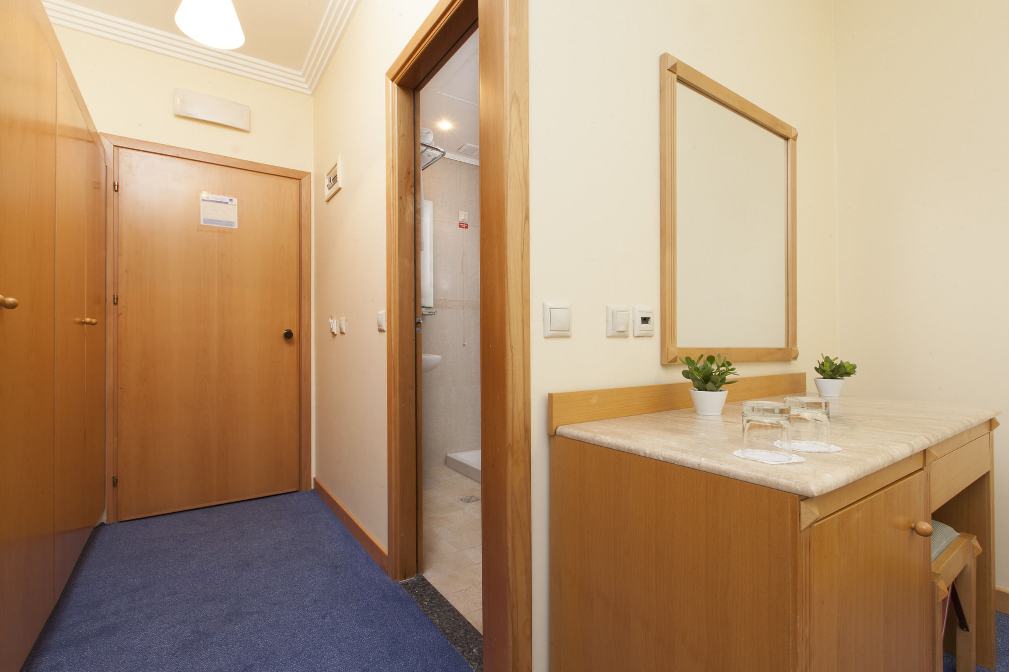 Фото Telioni Hotel