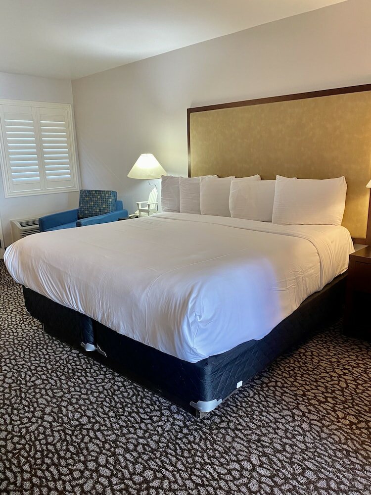 Фото Morro Shores Inn And Suites
