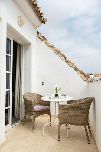 Внешний вид отеля Hotel Marbella в Фуэнхироле, фото 3