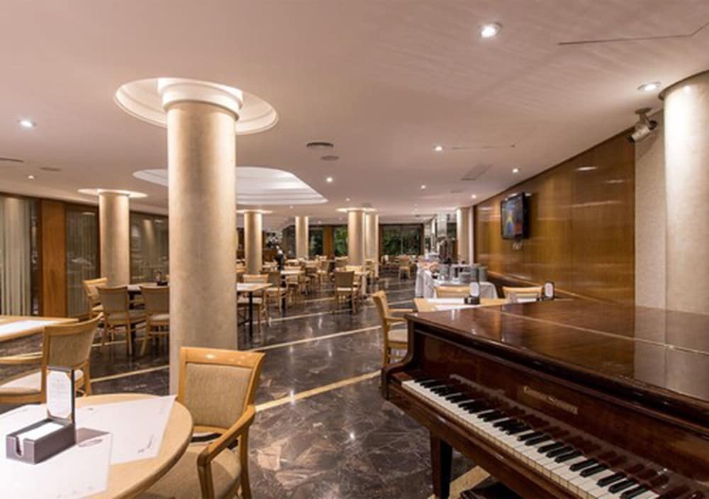 Фото Hotel Solans Riviera