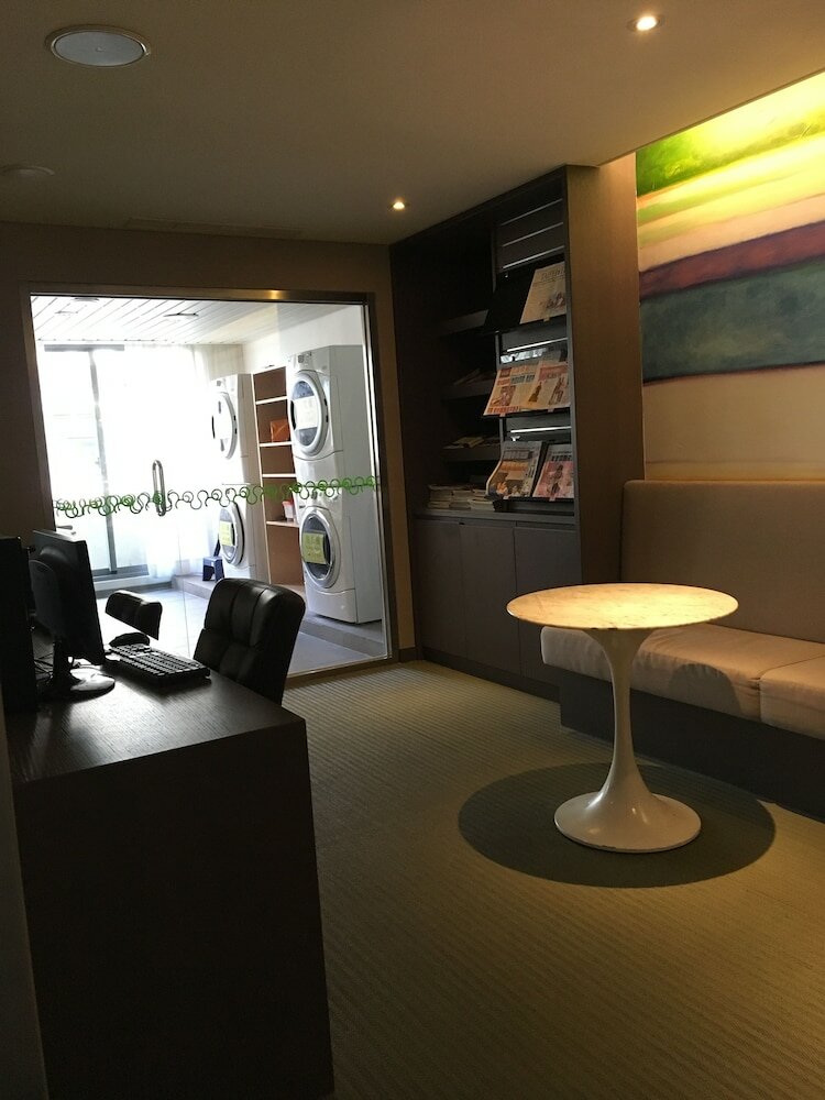 Фото Park City Hotel Central Taichung