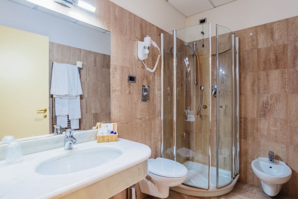 Фото Benivieni Hotel