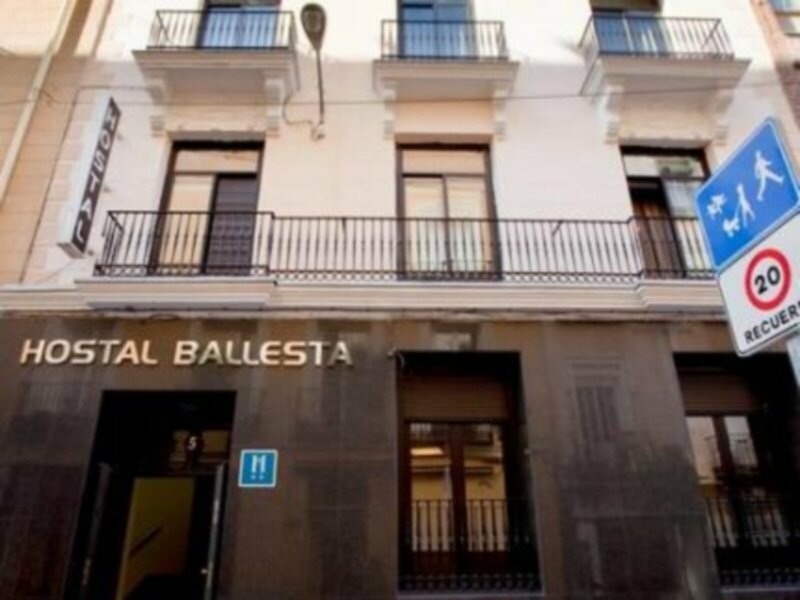 Фото Hostal Ballesta
