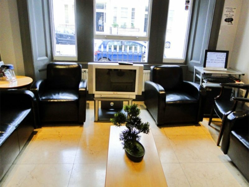 Фото The Portico Hotel