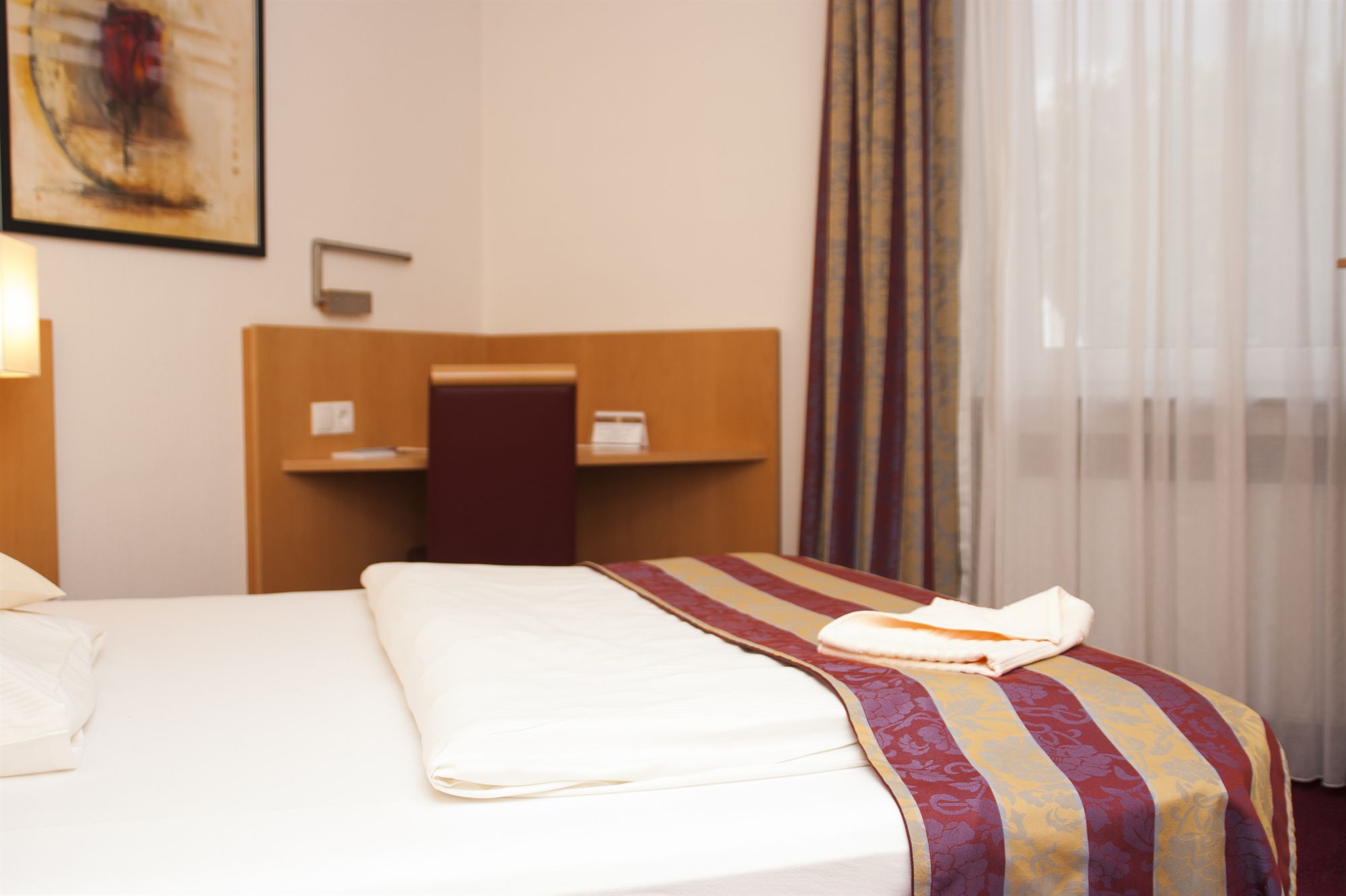 Фото Hotel zum Adler