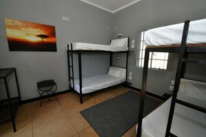 Гостиница The N1 Hotel & Campsite Victoria Falls
