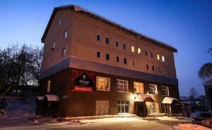 Абажур (Lva Shatrova Street, 23), hotel