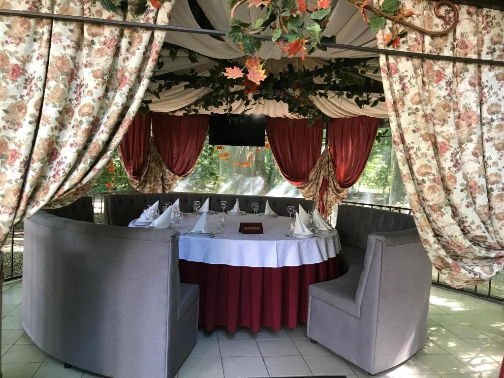 Фото Кордон