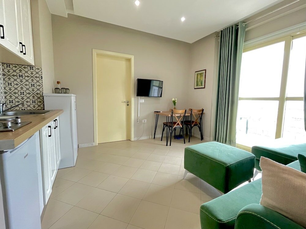 Фото Belle Vue Apartments