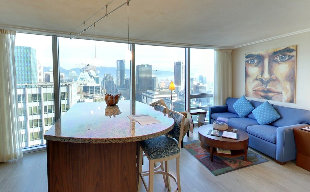 Фото Embarc Vancouver