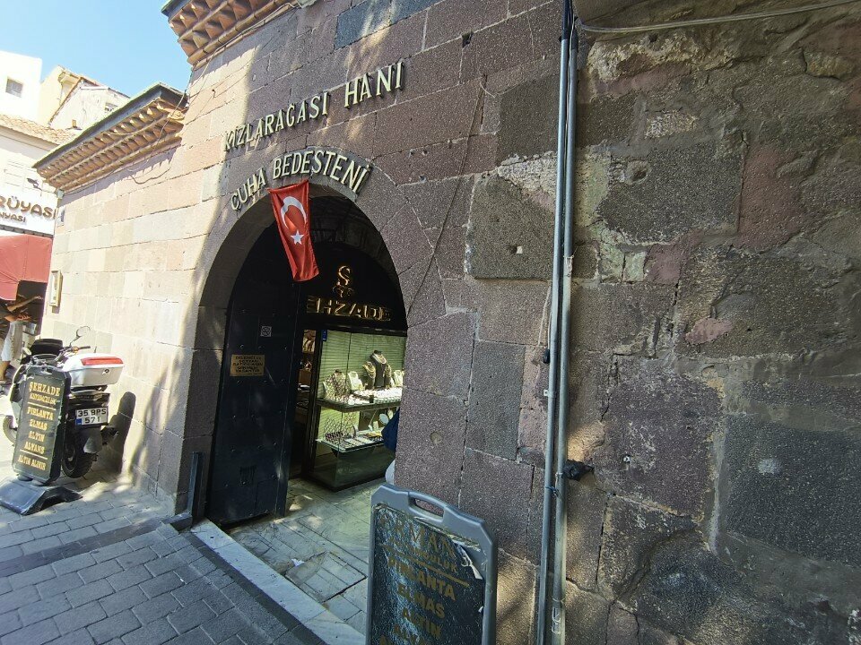 Jewelry store Baskin Silver, Izmir, photo