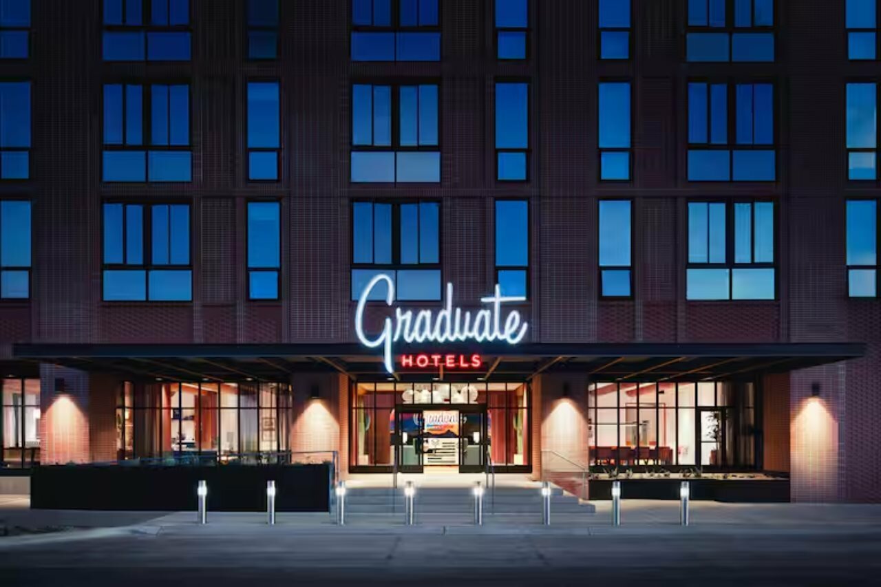 Фото Graduate Tucson