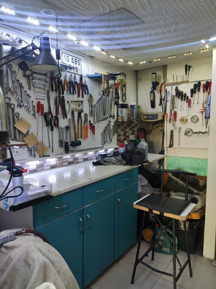 Servicio de coches, centro de reparación de automóviles Carburetor Specialist Tamer, , foto