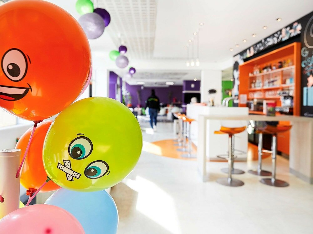Фото ibis Styles Lille Centre Gare Beffroi
