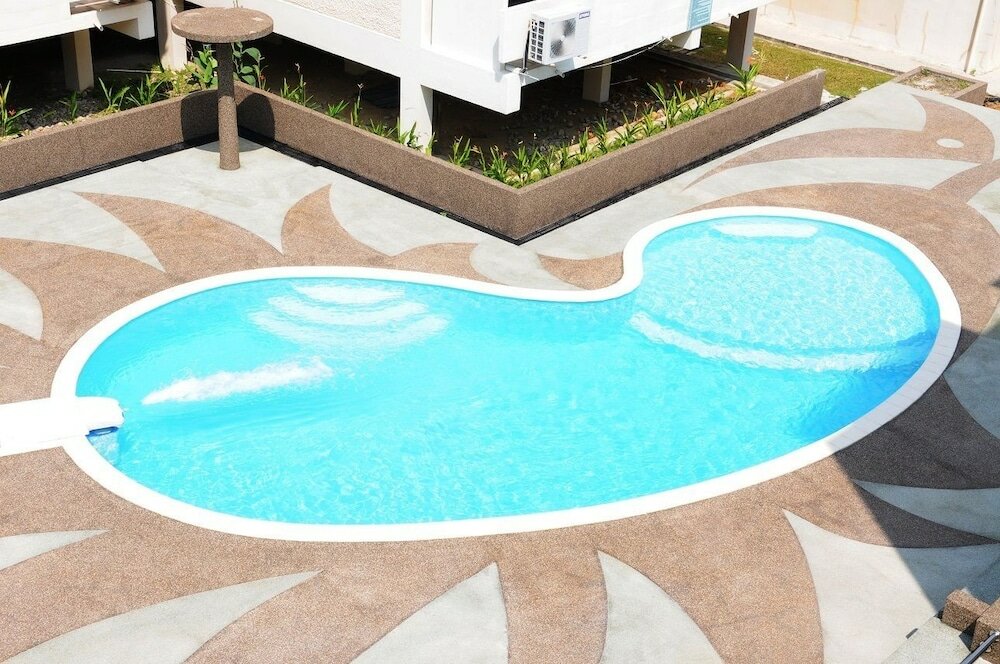 Фото International House