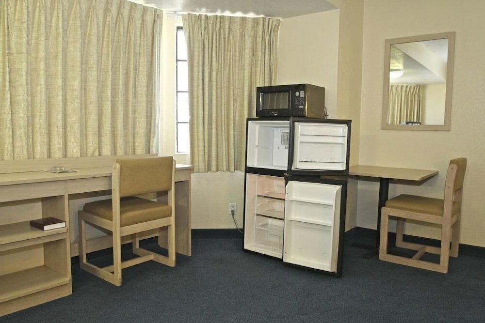 Фото Motel 6 Mesa, Az - South