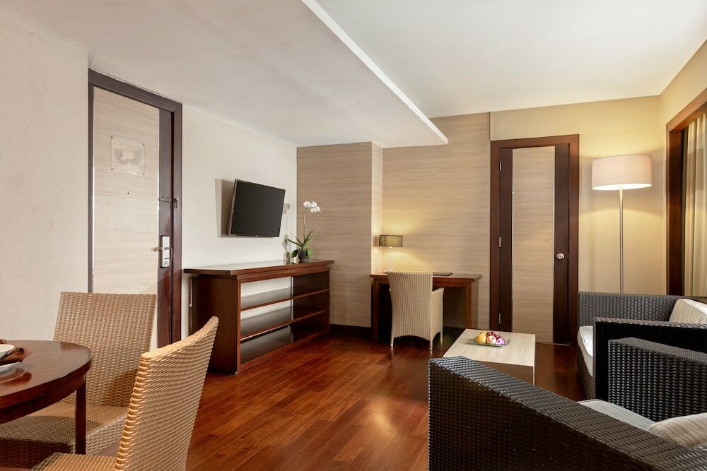 Фото Hotel Santika Bandung