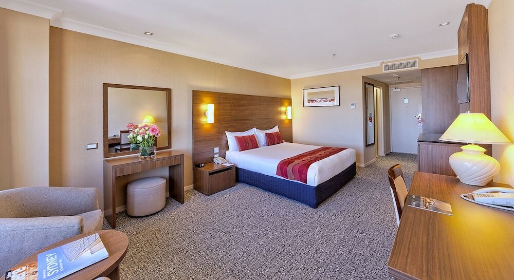 Фото The Sydney Boulevard Hotel