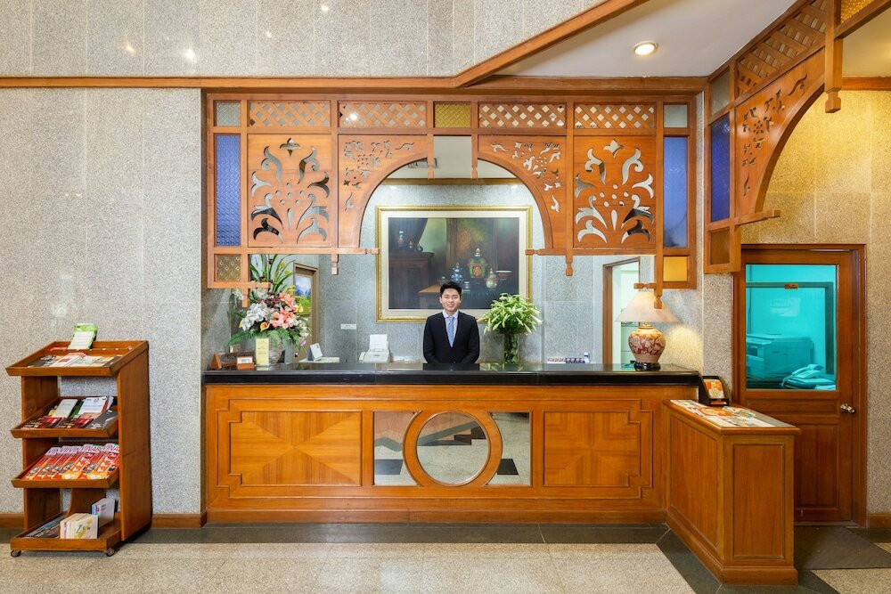 Фото Oriental Palace Apartment