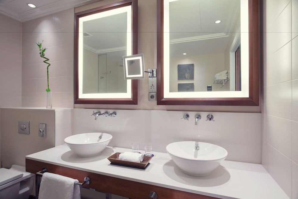 Фото Sheraton Bratislava Hotel