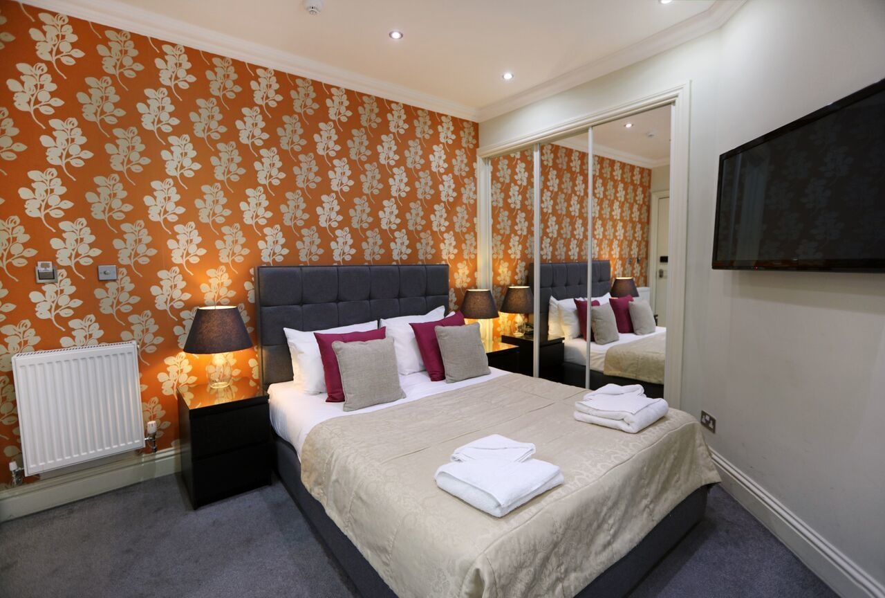 Фото Palmerston Suites