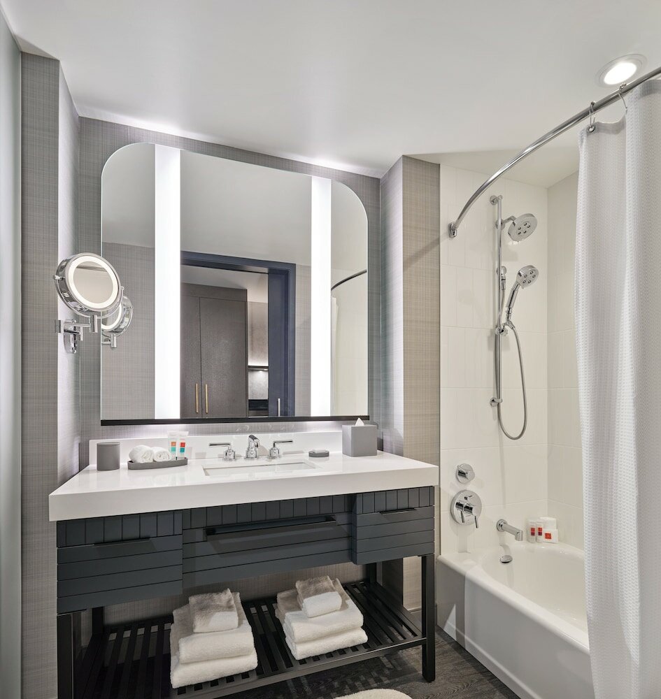 Фото Loews Kansas City Hotel