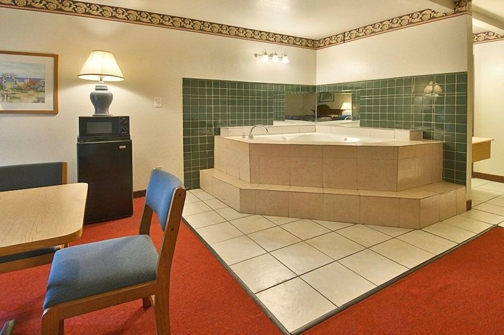 Фото Merryton Inn