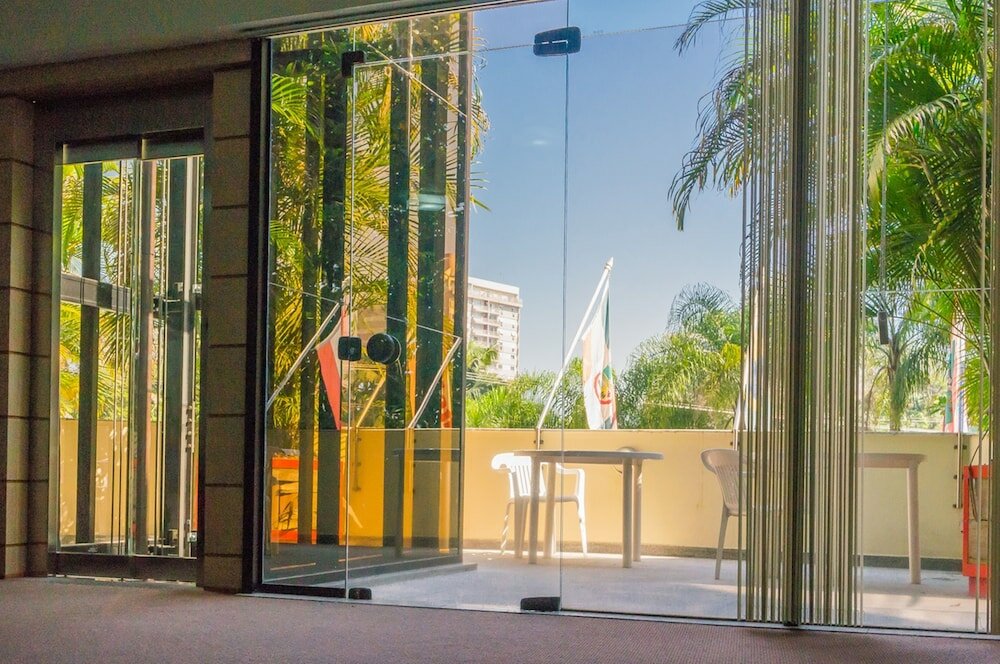 Фото Harbor Inn Jaraguá