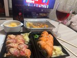 Sb. Toshi (ulitsa Engelsa, 34), sushi and rolls store