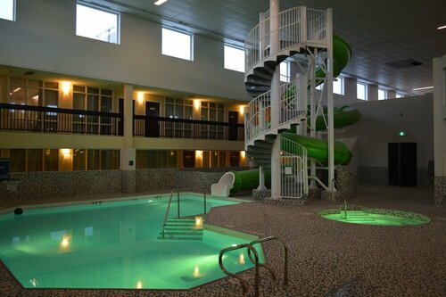 Гостиница Nisku Inn And Conference Centre
