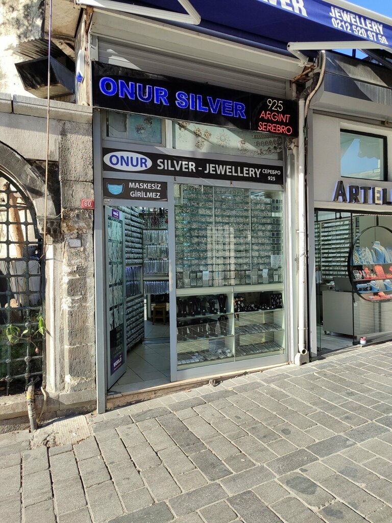 Jewelry shop Onr stone, Istanbul, photo